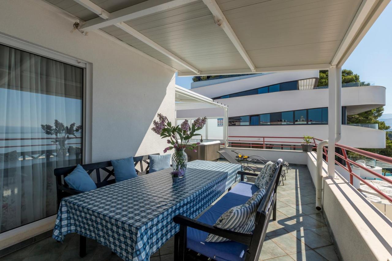 Seaside Penthouse With Hot Tub Sky Living Apartamento Split Exterior foto