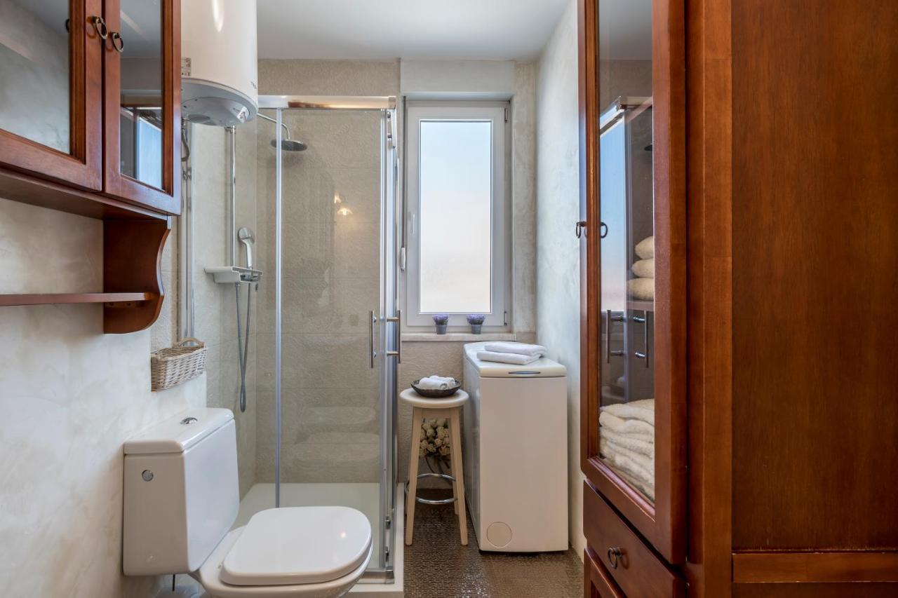 Seaside Penthouse With Hot Tub Sky Living Apartamento Split Exterior foto