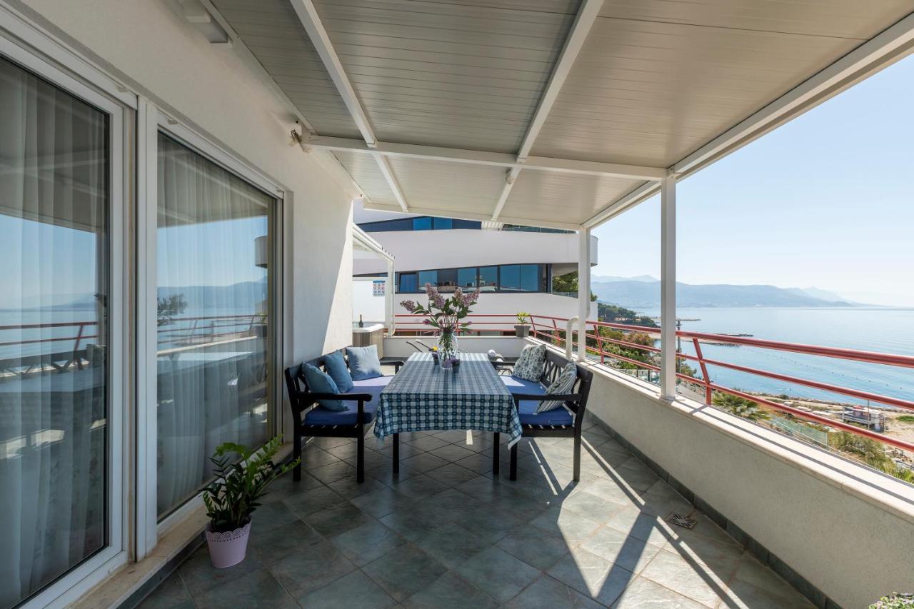 Seaside Penthouse With Hot Tub Sky Living Apartamento Split Exterior foto
