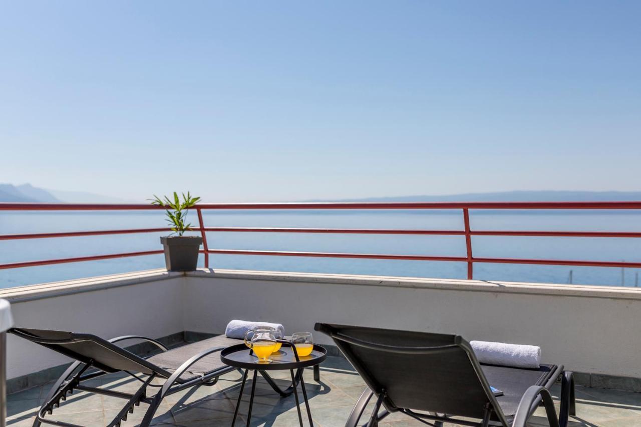 Seaside Penthouse With Hot Tub Sky Living Apartamento Split Exterior foto